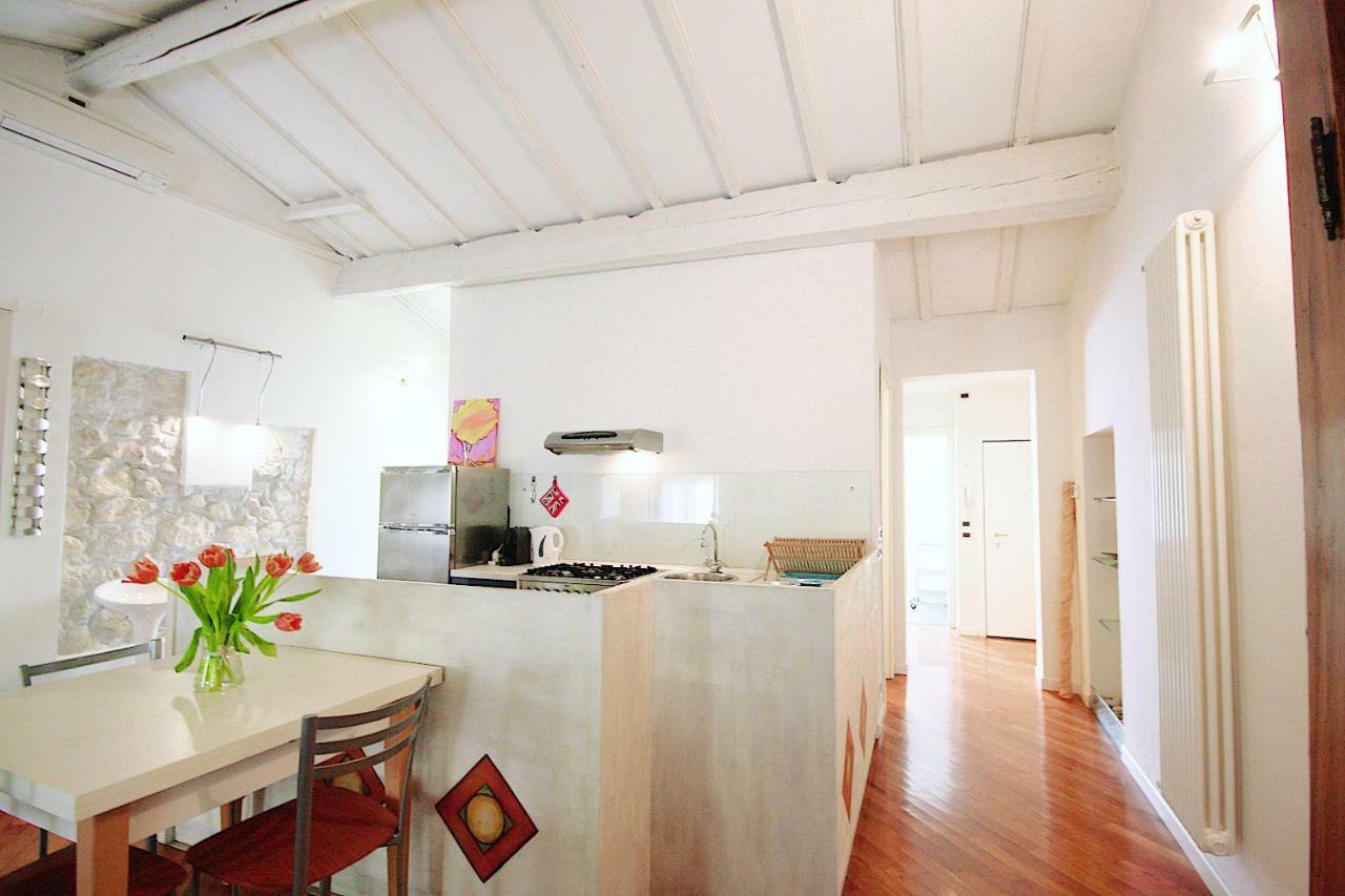 Bianco Apartment Vérone Extérieur photo